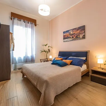 Italianflat - Rentroom Old Town - 200mt To Arena Πανσιόν Βερόνα