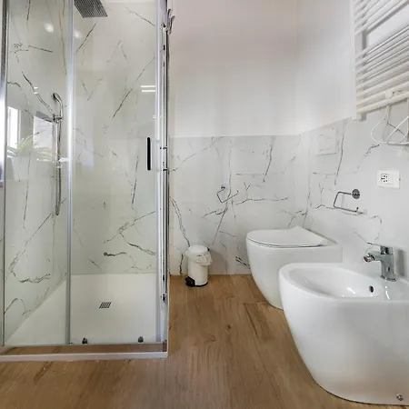 Πανσιόν Italianflat - Rentroom Old Town - 200mt To Arena