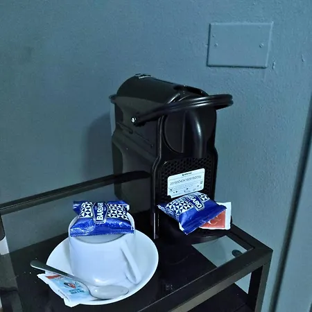 Guest house Italianflat - Rentroom Old Town - 200mt To Arena Verona