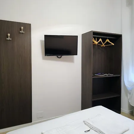Italianflat - Rentroom Old Town - 200mt To Arena Guest house Verona