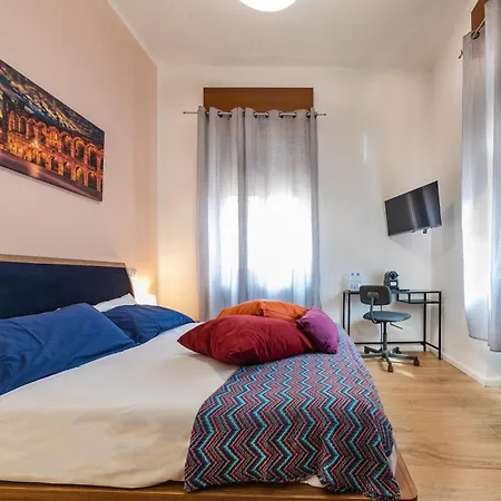 Italianflat - Rentroom Old Town - 200mt To Arena 3* Verona