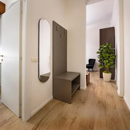 Italianflat - Rentroom 200mt To Arena בית הארחה